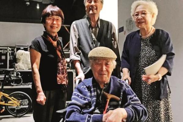 《续命游戏:生死棋局中的智慧与勇气》 《续命游戏:生死棋局中的智慧与勇气》