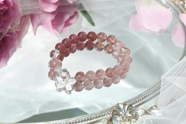 炉中火命搭配佩戴物品，助你提升运势与和谐气场