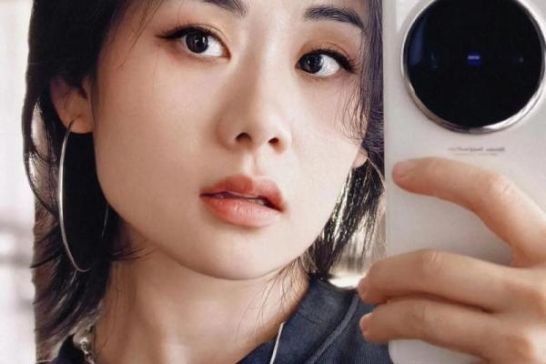 缺水命女孩取名之道：优雅与命格的完美结合