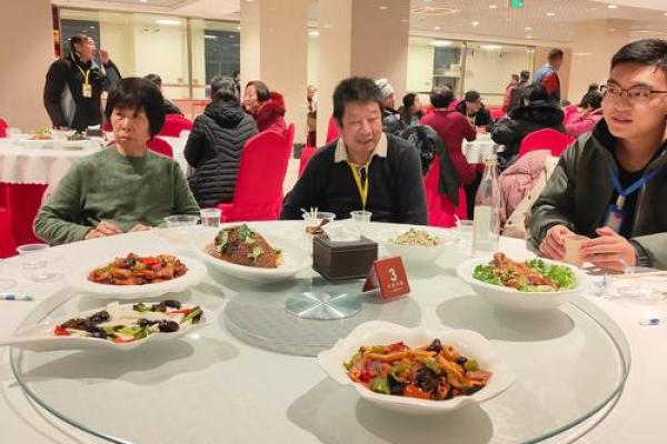 2004年出生的鸡年命：探索命理与人生的奇妙交织