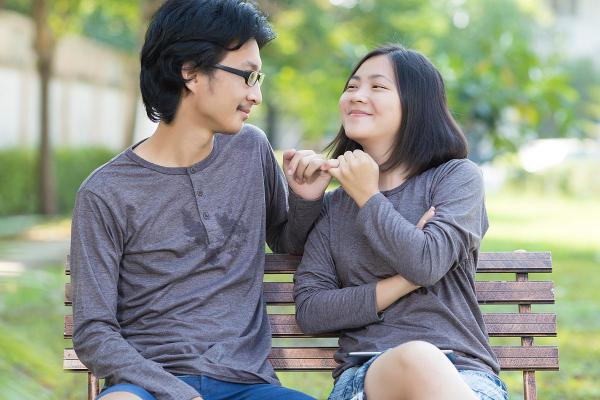 嘴巴歪的人是什么命？探秘面相与命运之间的关系