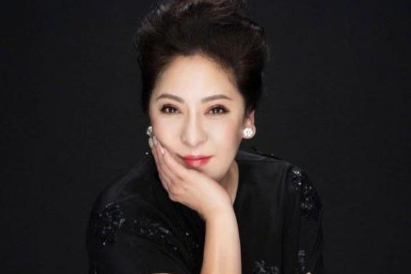 揭秘：女人的贵妇面相特征，你具备几种？