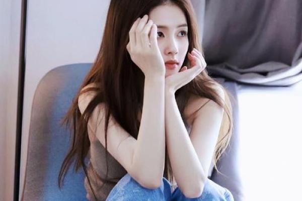 白鹿早晨出生：与生俱来的命格与生命的意义