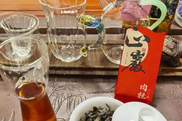 探讨寡妇的命运：何以定义她们的悲喜人生？