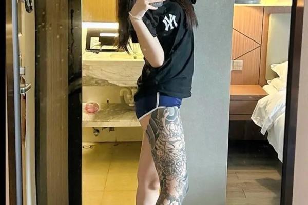 佛灯火命适合什么纹身？启迪心灵的纹身选择