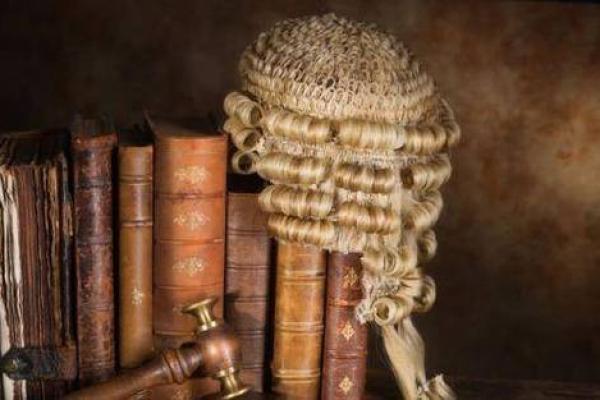 命局解析：哪些人更容易沉迷赌博？