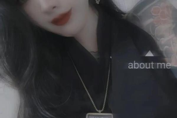 文静女孩的命运：优雅之下的内心世界与人生轨迹