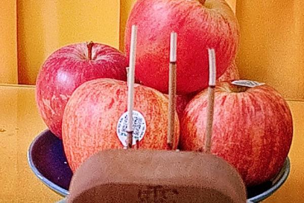 金命佩戴什么生财最好？了解生财饰品的奥秘！