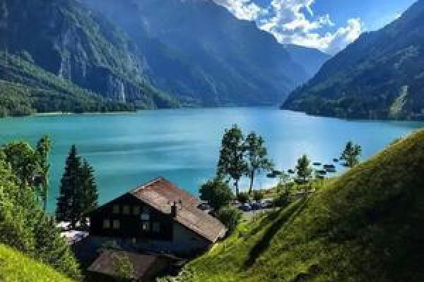 水命人士招财：选择适合的財布，助力财运亨通！