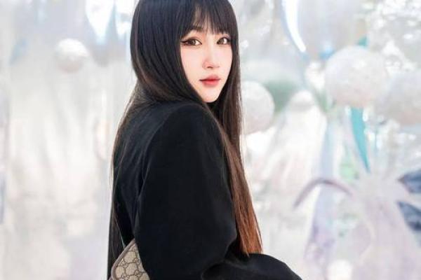 揭开阴阳特殊命格的神秘面纱，探索命运的奥秘与平衡艺术！