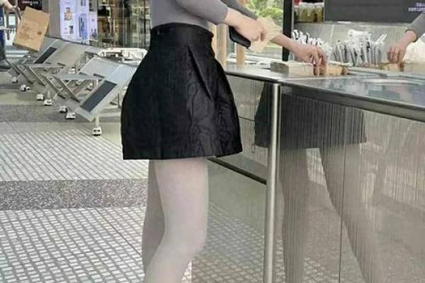 平命人的色彩之道:如何选择适合你的颜色提升运势 平命人的色彩之道:如何选择适合你的颜色提升运势