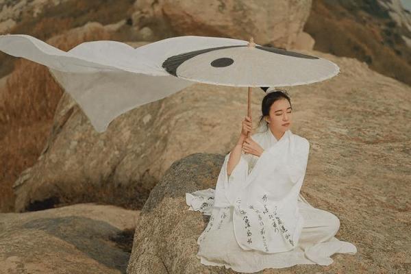 大拇指扁平的命运解析:你不知道的人生秘密 大拇指扁平的命运解析:你不知道的人生秘密