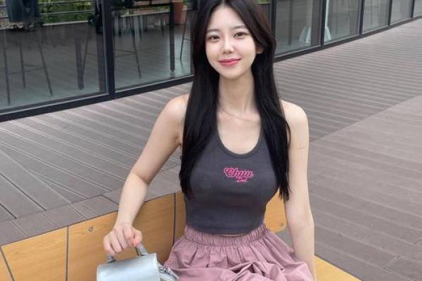 丙丁火命格解析:火之精华与生命的激情碰撞之道 丙丁火命格解析:火之精华与生命的激情碰撞之道