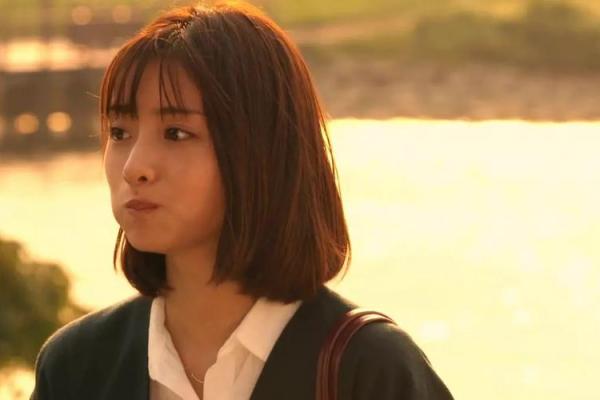 被火烧的命运：探讨命理与死亡之美