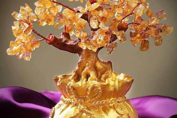 金水命招财水晶：助你财富滚滚而来！