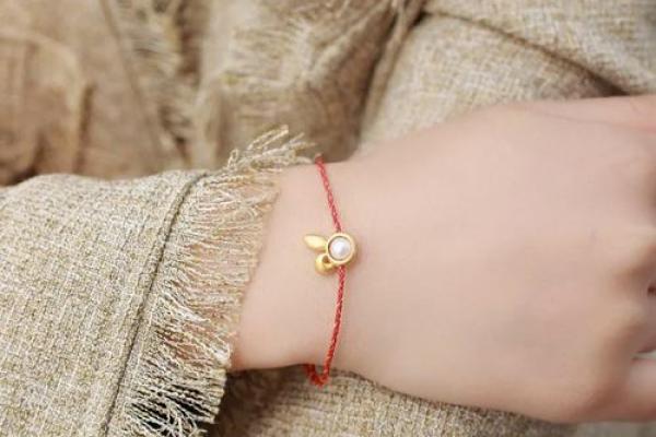 兔年女人的命运：灵动与智慧交织的人生之旅