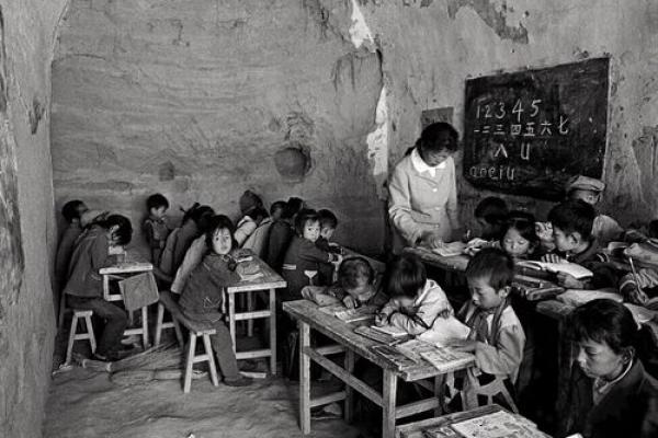 1992年出生的孩子命运解析：生命之旅的启示与探索