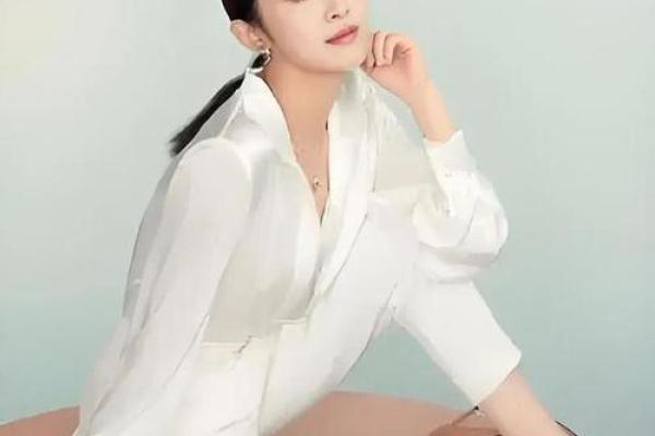 头发稀少的女人：美丽与自信的蜕变之路