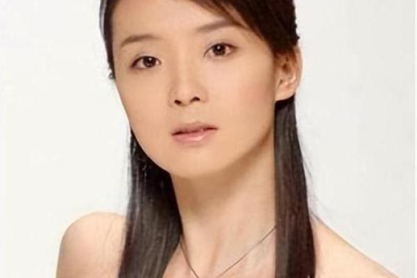 70属狗女命理解析:聪慧与坚韧并存的女性魅力 70属狗女命理解析:聪慧与坚韧并存的女性魅力
