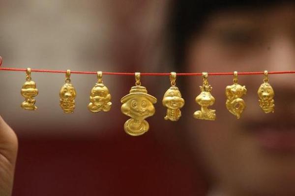 土命马的幸运之物:最适合佩戴的饰品与选择指南 土命马的幸运之物:最适合佩戴的饰品与选择指南