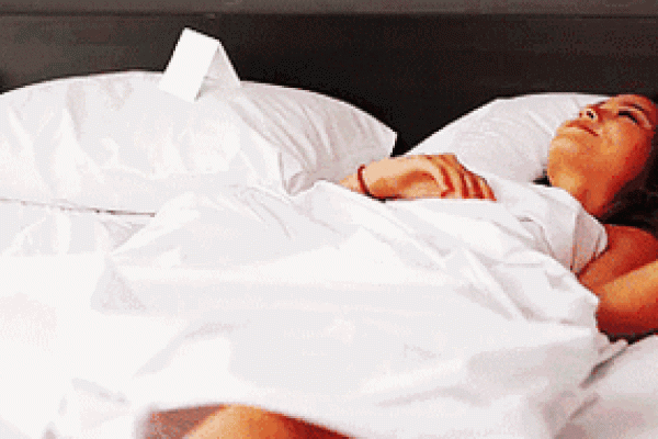 腿上没毛的男人：这背后隐藏的健康秘密与生活态度