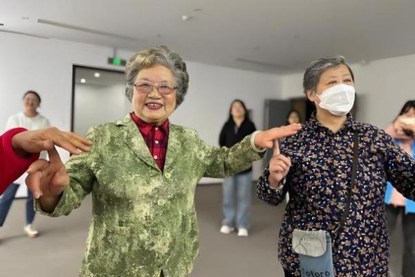 安居乐业，守望相助：幸福生活的秘诀