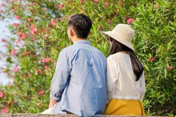 土命的人找对象的最佳命理搭配，爱情幸福的秘诀！