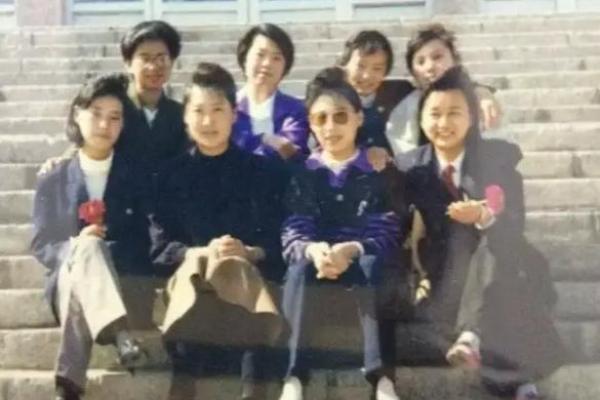 1996年8月的夏日回忆：那些青葱岁月中的珍贵瞬间