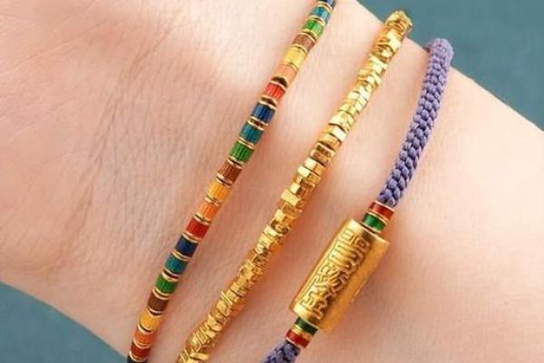 金命女人的旺运饰品：提升运势的选择与搭配