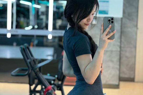 大腿白的人是什么命？揭秘肤色与命运的奥秘