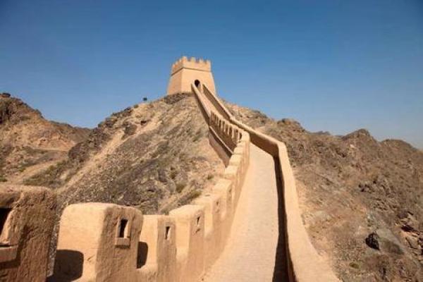 城墙土女命与哪些命最相配?探寻人生的密码与和谐的关系 城墙土女命与哪些命最相配?探寻人生的密码与和谐的关系