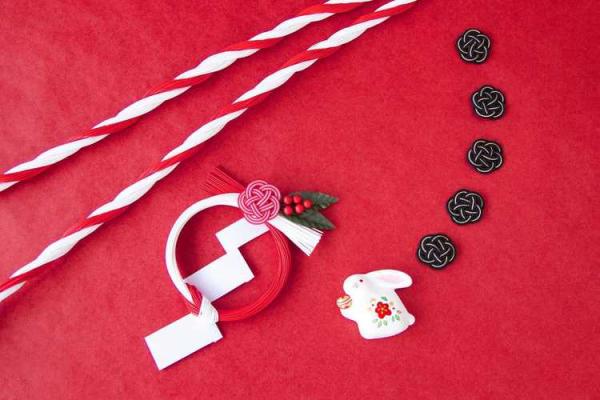 讨年命男方准备什么？见面礼物大揭秘！