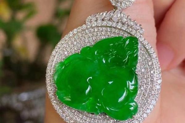 山下火命人士如何选择适合的翡翠,提升运势与福气 山下火命人士如何选择适合的翡翠,提升运势与福气