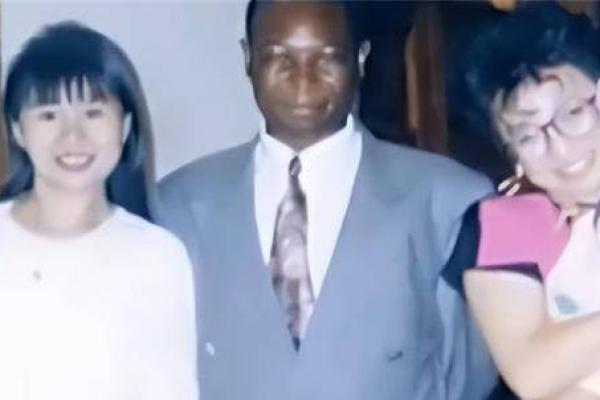 探索1993年出生女性的命运与性格特点 探索1993年出生女性的命运与性格特点