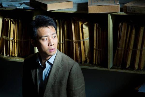 嘴巴凸起的男人：他们的命运与独特性格的探讨