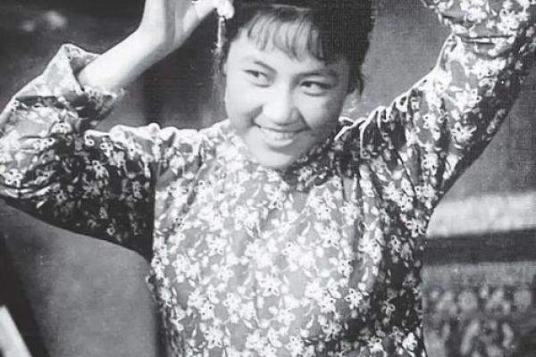 早夭之痛:母亲心中的无法言说的哀歌 早夭之痛:母亲心中的无法言说的哀歌