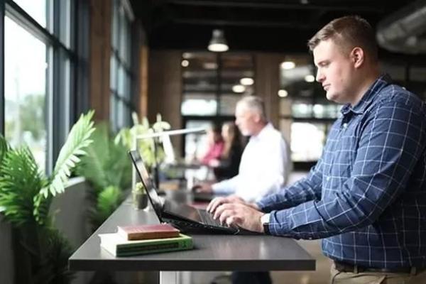 1988年12月14日出生的命理分析与人生探索