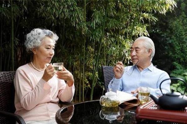 嗜茶如命：健康与习惯的双刃剑，茶饮的潜在危害分析