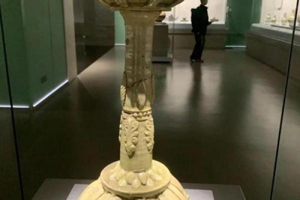 解密狗年巳时男孩命运：如何运筹帷幄，成就人生辉煌！