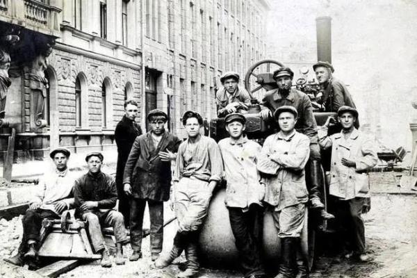 20016年属什么命？揭开命运之谜的神秘面纱