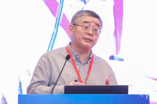 1990年7月出生的命运与人生探索:尋找自我與理想之路 1990年7月出生的命运与人生探索:尋找自我與理想之路