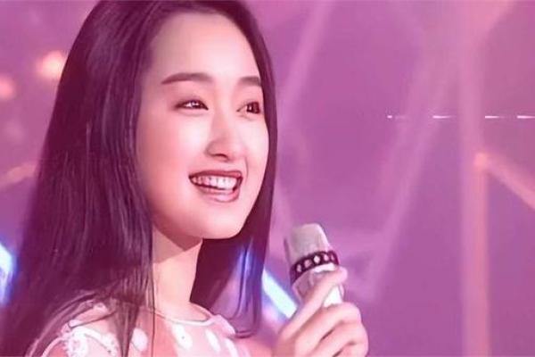 1990年7月出生的命运与人生探索:尋找自我與理想之路 1990年7月出生的命运与人生探索:尋找自我與理想之路