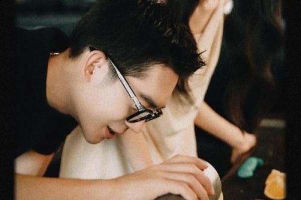 探索木命猪与其他命人的理想婚配，揭示爱情的美妙化学反应！