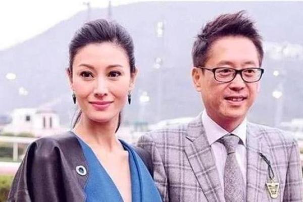 霹雳火命的干妈选择：如何找到合适的命理助力者？