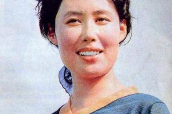 73年女命牛:智慧与坚韧的命运探寻 73年女命牛:智慧与坚韧的命运探寻