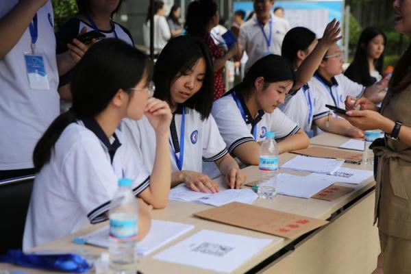 2022年纳音命运解析:揭开命理的神秘面纱,探索个体潜能与人生轨迹 2022年纳音命运解析:揭开命理的神秘面纱,探索个体潜能与人生轨迹