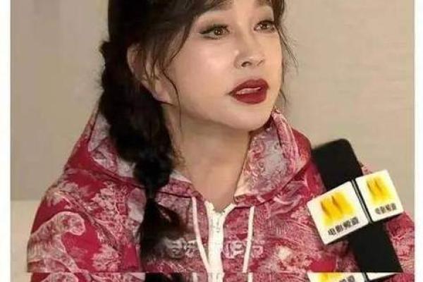女人眼皮下垂的命运:从容应对的智慧与方法 女人眼皮下垂的命运:从容应对的智慧与方法