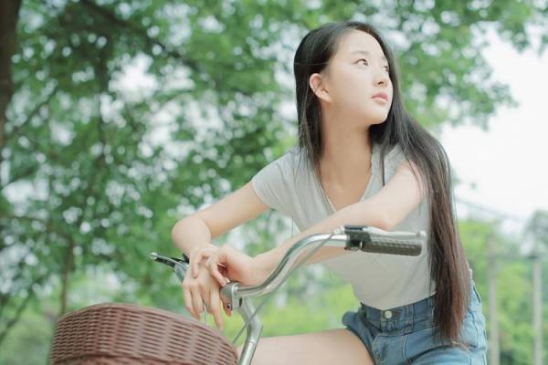 解密正财命局:女性富贵与幸福的密码 解密正财命局:女性富贵与幸福的密码