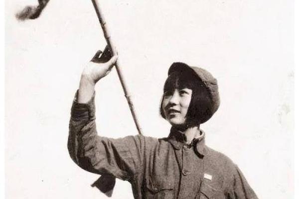 1995年出生的女性命运与成长探索