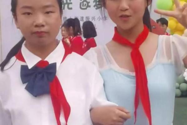 19980512出生的人:星辰指引下的命运与希望之旅 19980512出生的人:星辰指引下的命运与希望之旅